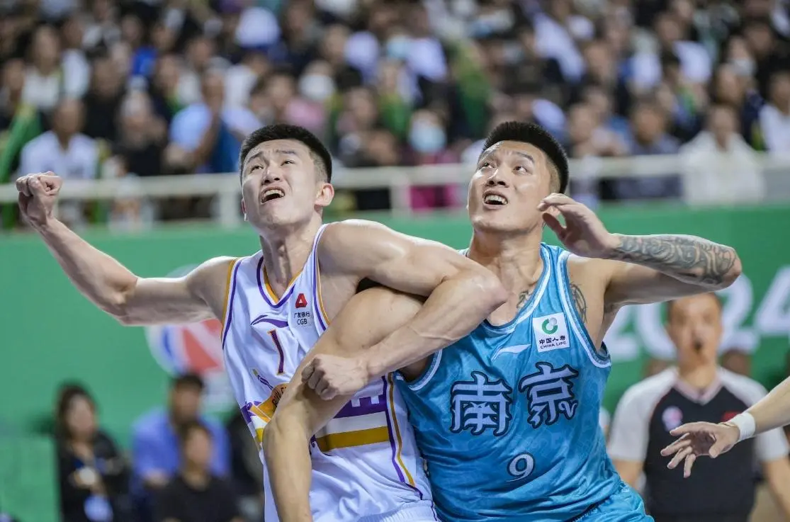 时代, 季后赛对阵, 曾繁日很可