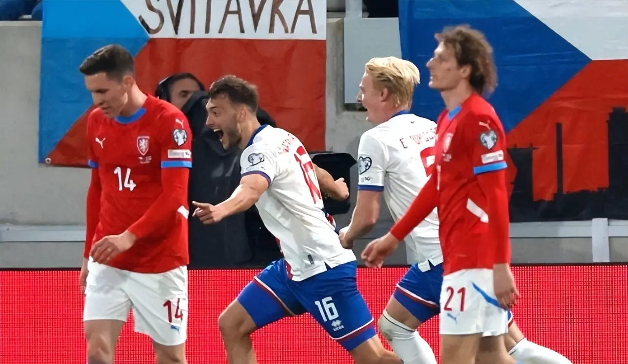 证历史, 国佛得角队, 个月