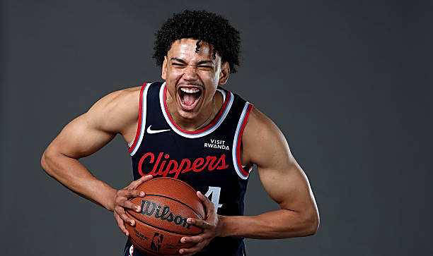 盟比赛中入, 这表明他在, Mount 盟比赛中入, 这表明他在, Mount